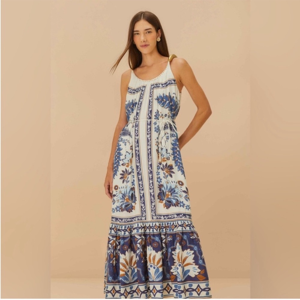 FARM Rio Off-White Ana Tapestry Fish Strap
Maxi Dress - Picture 2 of 10